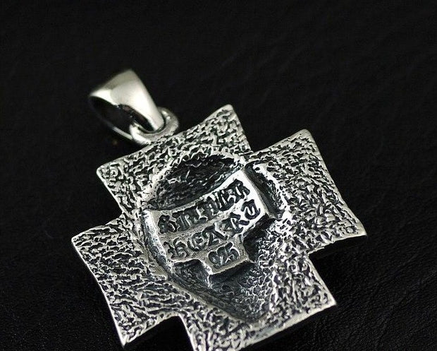 Sterling silver cross pendant